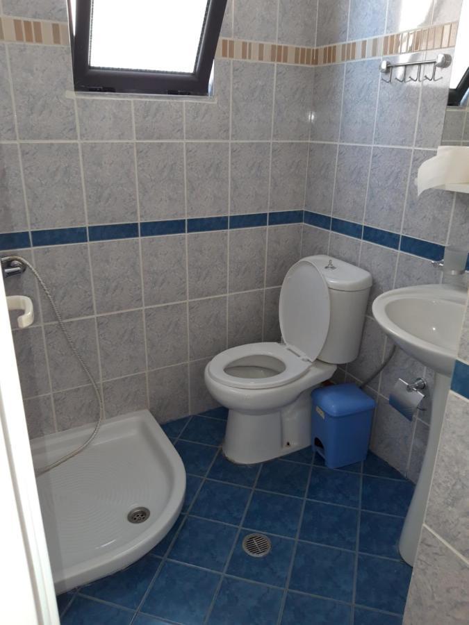 Noah Apartaments Sarandë エクステリア 写真