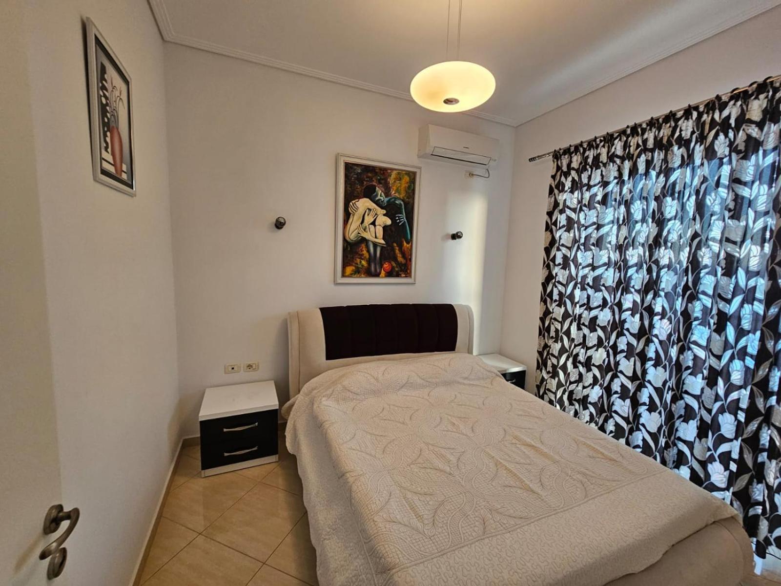 Noah Apartaments Sarandë エクステリア 写真