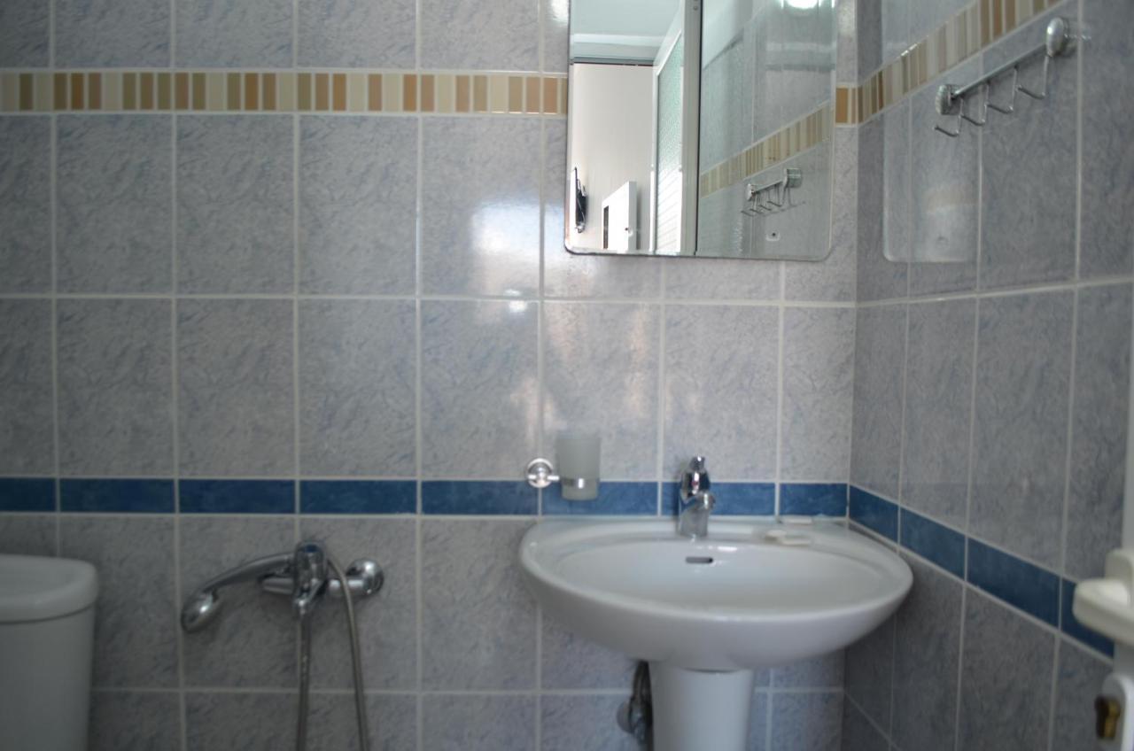 Noah Apartaments Sarandë エクステリア 写真