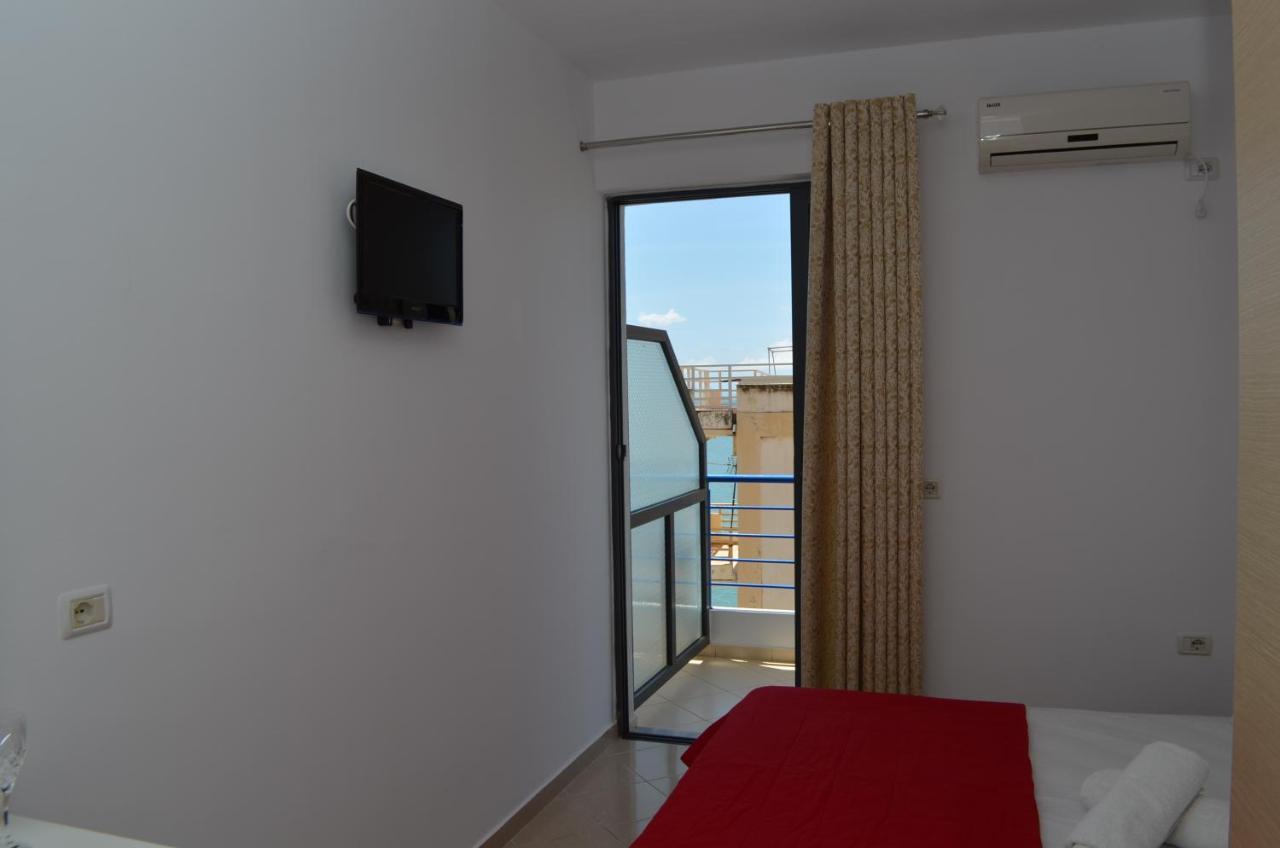 Noah Apartaments Sarandë エクステリア 写真